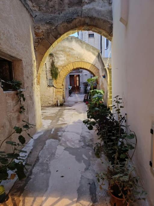 Dimora Nel Cuore Della Kasbah Mazara del Vallo Luaran gambar